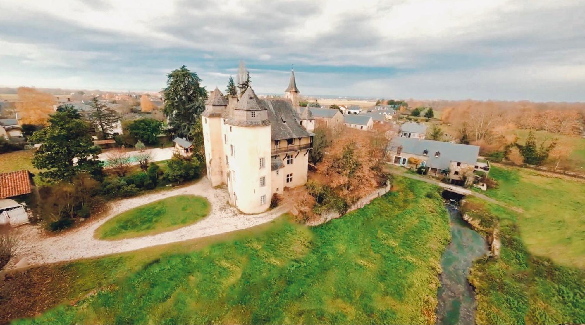 Le Moulin Du Chateau De Horgues מראה חיצוני תמונה